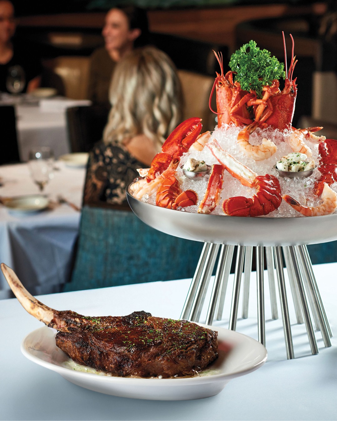 Sizzling steaks, an elegant atmosphere, and unforgettable evenings – Ruth’s Chris Steak House brings classic fine dining to Huntsville. 🥩 Whether you’re celebrating, going on a weekly date night, or having a business dinner, try out this go-to stop.