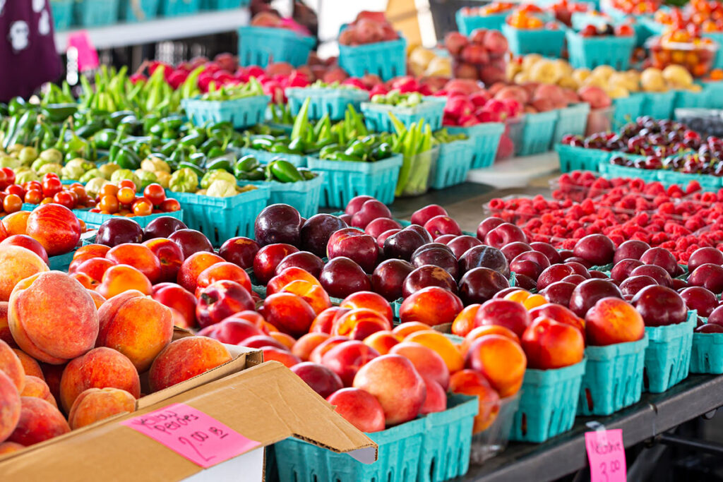 farmers market summer fruits