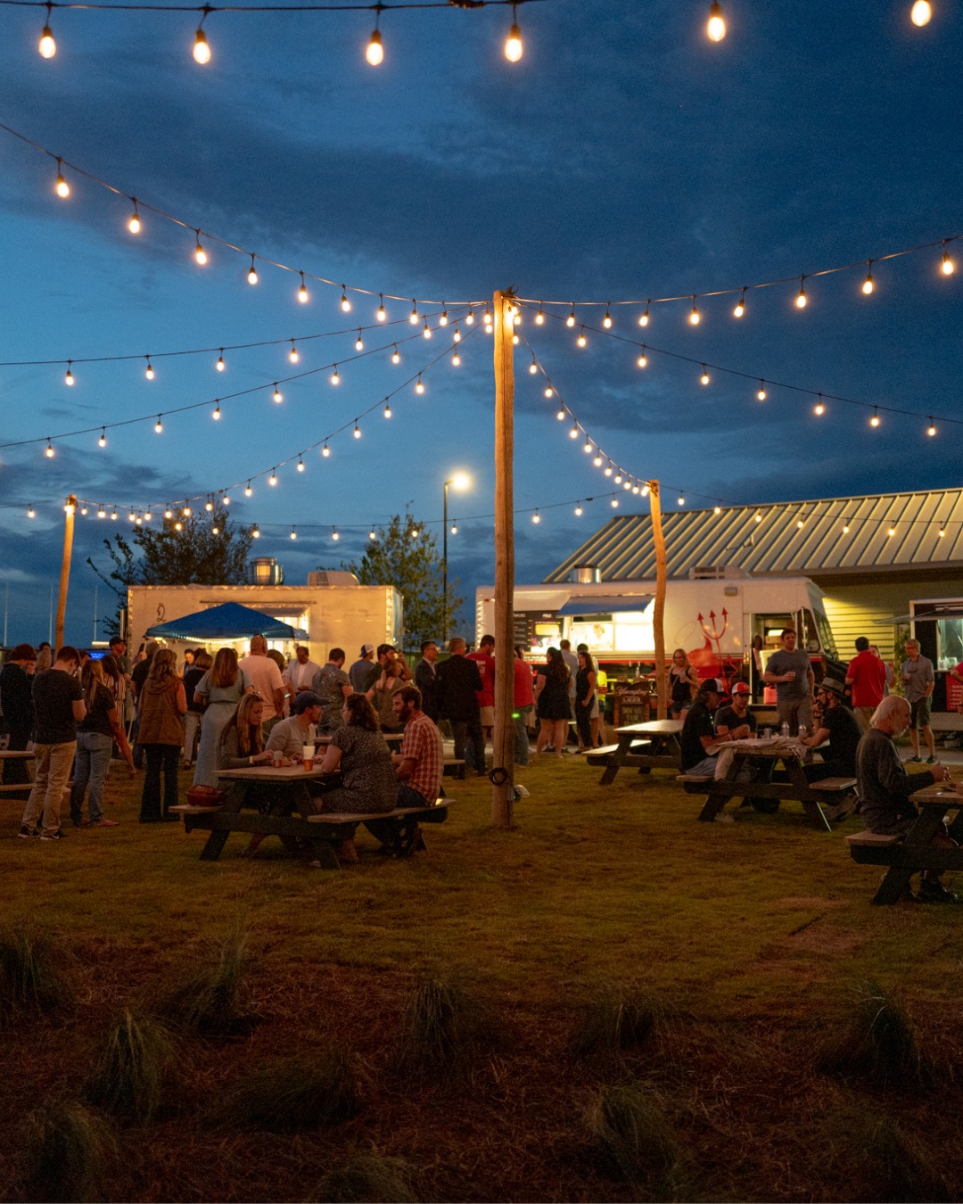 Dinner and a show? Apollo South has you covered. 🌮🎶
Before concerts at The Orion Amphitheater, visitors can enjoy a rotating lineup of North Alabama food trucks serving everything from tacos and pizza to barbecue and hot dogs. 

Best of all, guests can bring their Apollo South bites right into the venue, and the fun keeps going after the show with late-night food options, too.

📸 Joshua Weichman